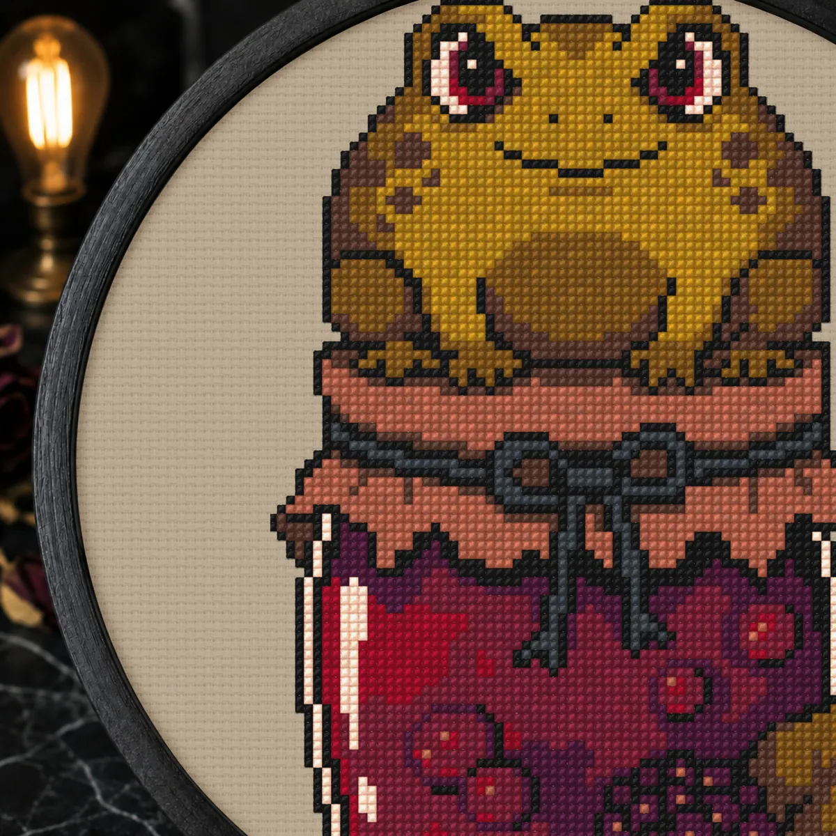 Preview 4 of Gothic Toad on Jam Jar